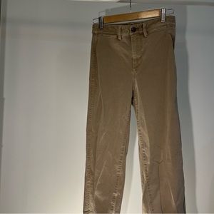 gap Highwaisted khkai pants